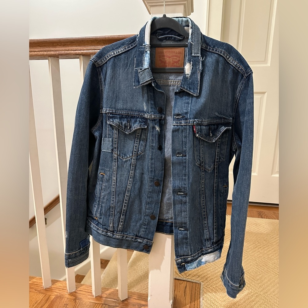 Levi’s Vintage Denim Jacket - Size M